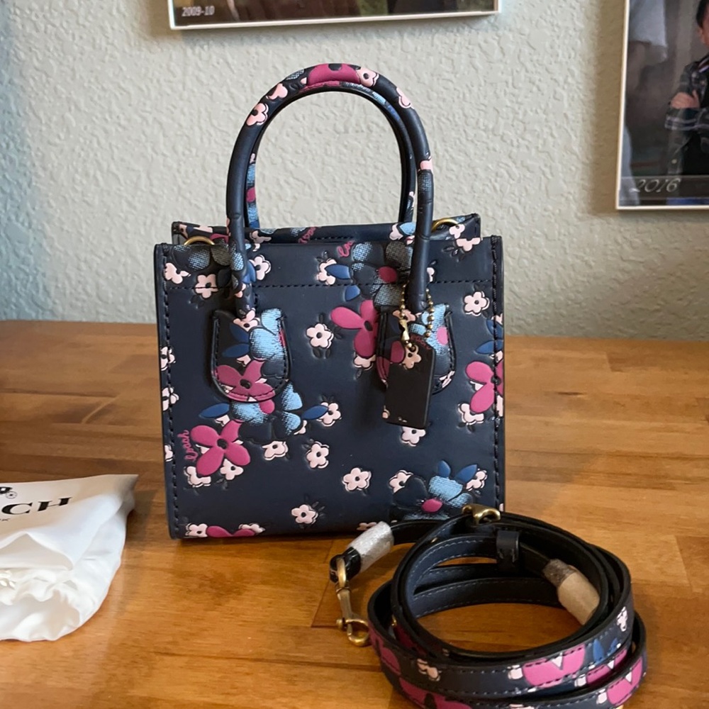 Authentic Coach Cashin Carry Tote 14